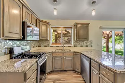 966 E Lambert Ave, Santaquin, UT 84655 - Photo 11