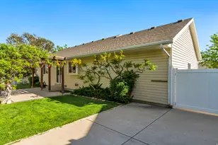 966 E Lambert Ave, Santaquin, UT 84655 - Photo 33