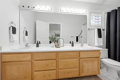 5645 S Highland Park Ct, Holladay, UT 84121 - Photo 17