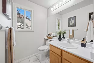 5645 S Highland Park Ct, Holladay, UT 84121 - Photo 13