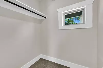 1065 E 21 St, Ogden, UT 84401 - Photo 13