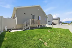 2303 E Tumbleweed Rd, Eagle Mountain, UT 84005 - Photo 35