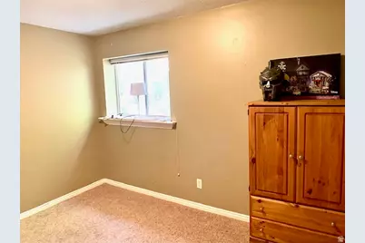 2016 E Windham Cir S, Millcreek, UT 84109 - Photo 17