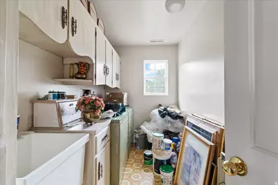 106 E 300 S, Manti, UT 84642 - Photo 39