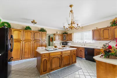 106 E 300 S, Manti, UT 84642 - Photo 11