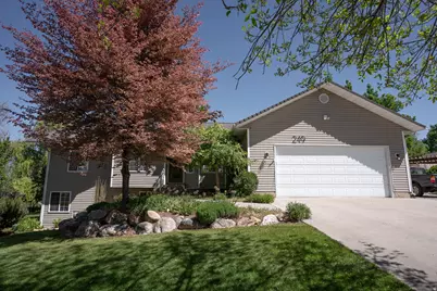 249 E 300 N, Smithfield, UT 84335 - Photo 3