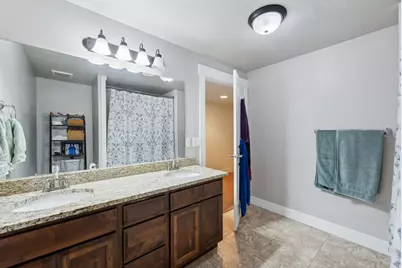 967 W Yamada Ct S, Syracuse, UT 84075 - Photo 31