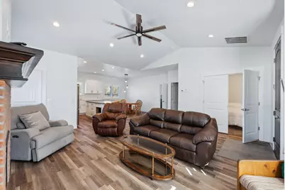 967 W Yamada Ct S, Syracuse, UT 84075 - Photo 47