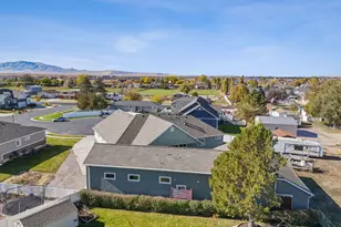 967 W Yamada Ct S, Syracuse, UT 84075 - Photo 69