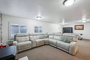 967 W Yamada Ct S, Syracuse, UT 84075 - Photo 25
