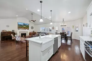 967 W Yamada Ct S, Syracuse, UT 84075 - Photo 11