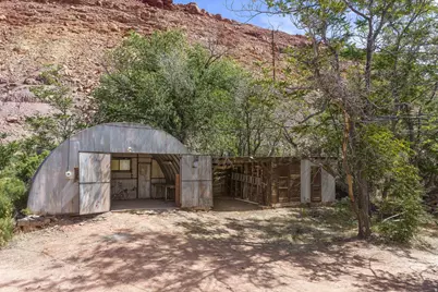 343 E 200 N, Moab, UT 84532 - Photo 11