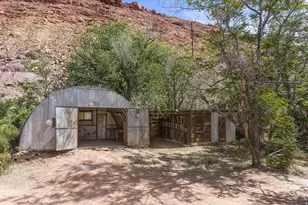 343 E 200 N, Moab, UT 84532 - Photo 11