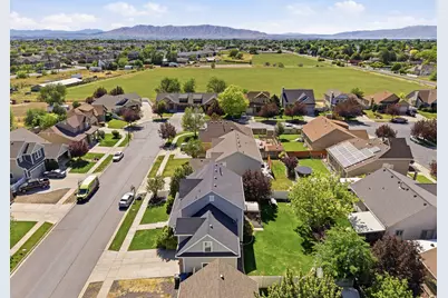 2037 E 800 S, Spanish Fork, UT 84660 - Photo 29