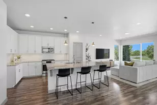 11364 S Red Cardinal Way, South Jordan, UT 84009 - Photo 9