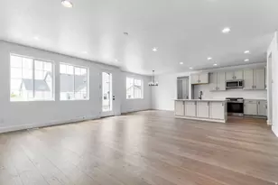 3803 W 2350 N, Clinton, UT 84015 - Photo 11