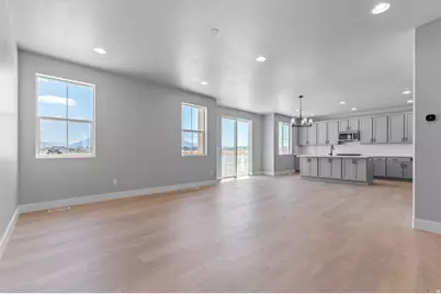 2246 N Hooded Crane Dr, Clinton, UT 84015 - Photo 11