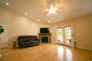 1395 E 5600 S, South Ogden, UT 84403 - Photo 5