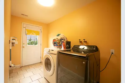1395 E 5600 S, South Ogden, UT 84403 - Photo 25