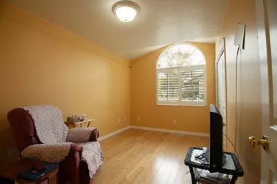 1395 E 5600 S, South Ogden, UT 84403 - Photo 9