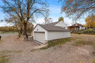 5245 S 900 E, Murray, UT 84117 - Photo 37