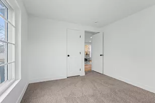 5245 S 900 E, Murray, UT 84117 - Photo 9