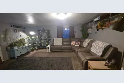 492 N 500 E, Roosevelt, UT 84066 - Photo 5