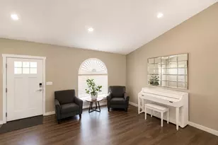 8565 S Festive Way, West Jordan, UT 84088 - Photo 3