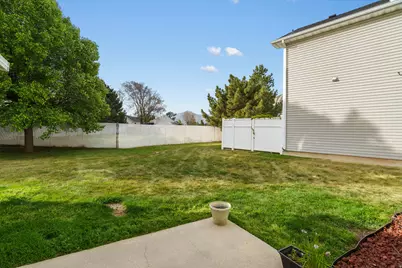 1032 Sara Ln, Ogden, UT 84404 - Photo 19