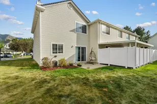 1032 Sara Ln, Ogden, UT 84404 - Photo 17