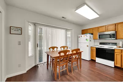 241 W 2230 N #18, Provo, UT 84604 - Photo 5