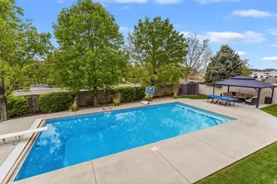 1335 W 3100 N, Pleasant View, UT 84414 - Photo 39