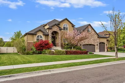 1335 W 3100 N, Pleasant View, UT 84414 - Photo 3