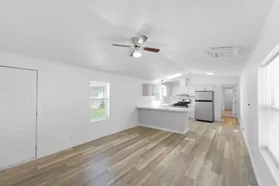 2600 N Hill Field Rd #103A, Layton, UT 84041 - Photo 7