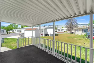 2600 N Hill Field Rd, Layton, UT 84041 - Photo 23