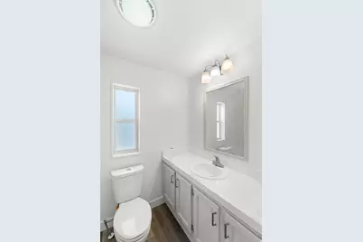 2600 N Hill Field Rd #103A, Layton, UT 84041 - Photo 17
