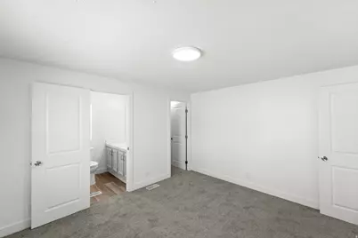 2600 N Hill Field Rd #103A, Layton, UT 84041 - Photo 11
