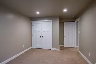 1739 E Holladay Hill Ln S, Holladay, UT 84124 - Photo 25