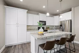 1739 E Holladay Hill Ln S, Holladay, UT 84124 - Photo 11