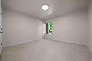 337 E Peach Ln S, Bountiful, UT 84010 - Photo 13
