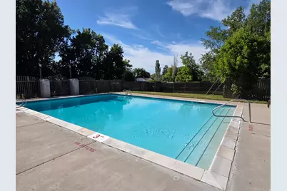 337 E Peach Ln S, Bountiful, UT 84010 - Photo 23