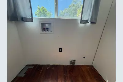 849 W 300 N, Salt Lake City, UT 84116 - Photo 7