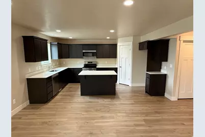 397 E 500 N #LOT 16, Salem, UT 84653 - Photo 3