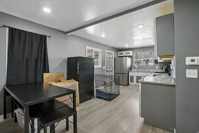 4305 W 5570 S, Salt Lake City, UT 84118 - Photo 17