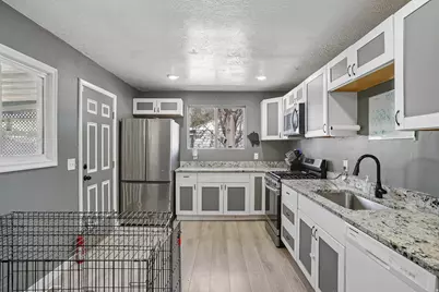 4305 W 5570 S, Salt Lake City, UT 84118 - Photo 19