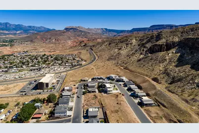 352 N 250 E #17, La Verkin, UT 84745 - Photo 11