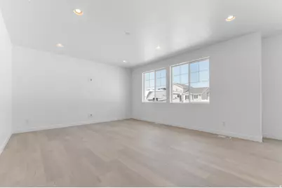 1264 W 2375 S, Syracuse, UT 84075 - Photo 7