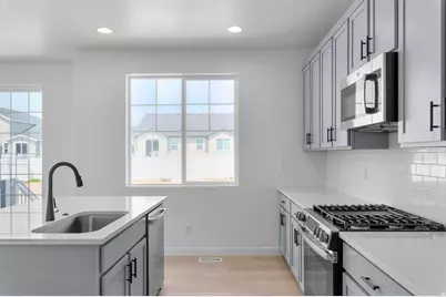 1264 W 2375 S, Syracuse, UT 84075 - Photo 11