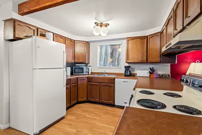 114 S Juniper Dr, Richfield, UT 84701 - Photo 3