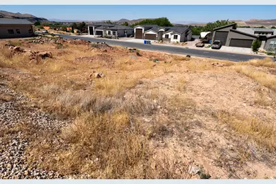 426 N 200 E #27, La Verkin, UT 84745 - Photo 5